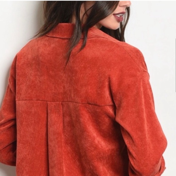 Long Sleeve Button Up Rusty Red Collar - Picture 3 of 4